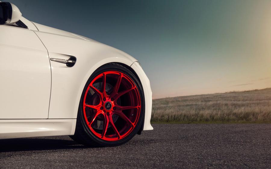  BMW M3 Coupe Aero by Vorsteiner 2016 года  (фото 5 из 5)